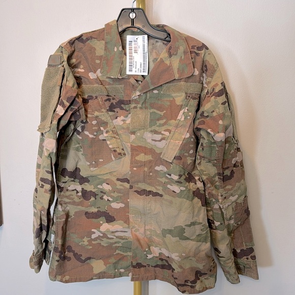 Military lightweight coat NWT 33 - Picture 1 of 13